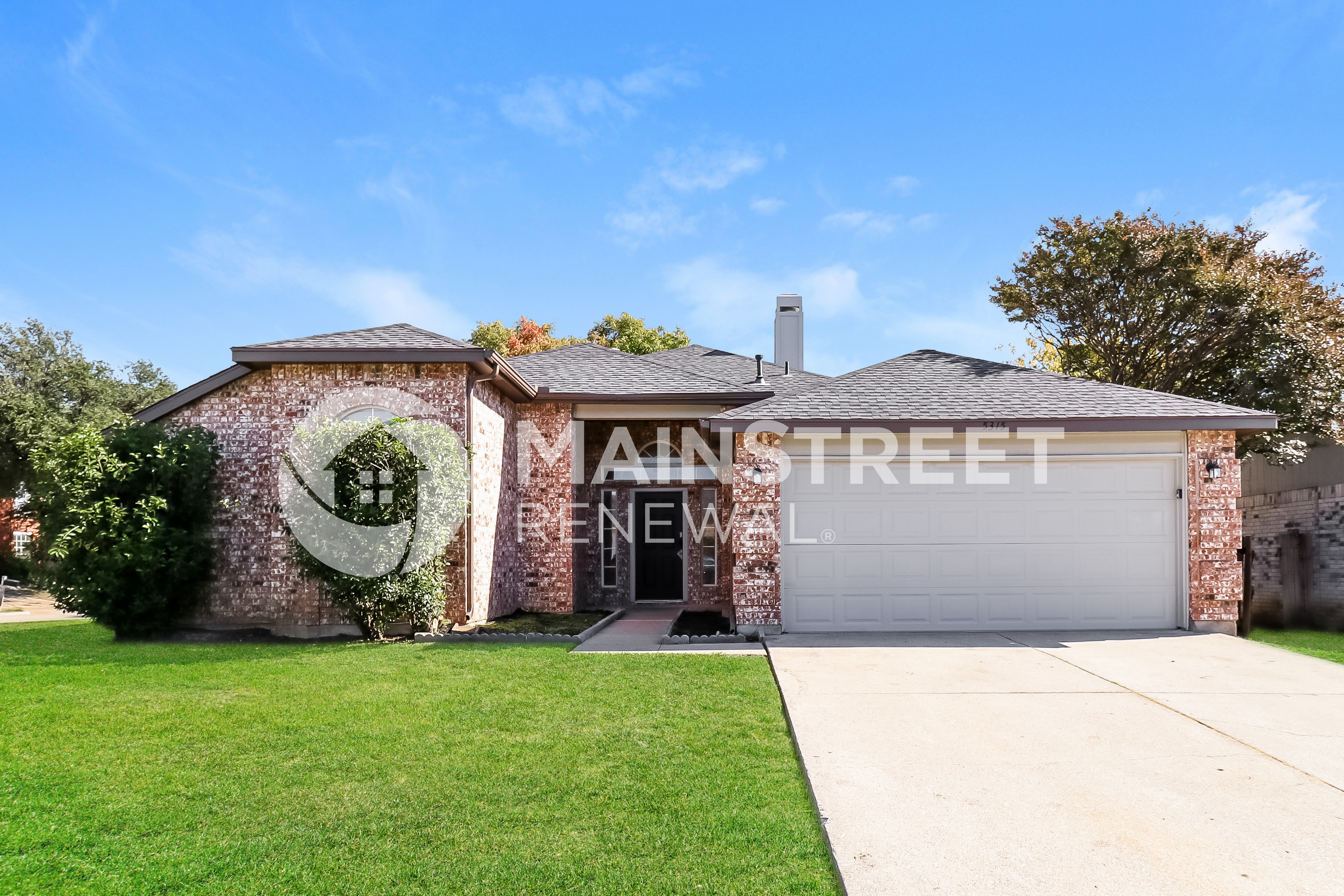 5315 Alta Vista Ln Arlington, TX 76017